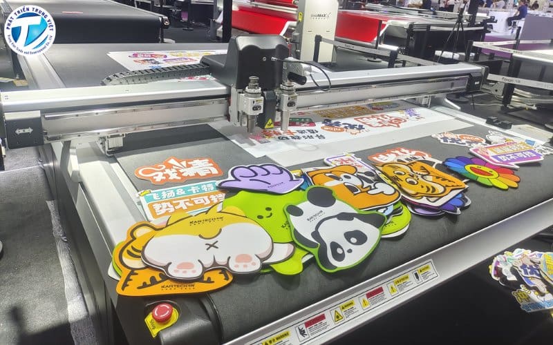 Sản phẩm của máy cắt decal Kartech